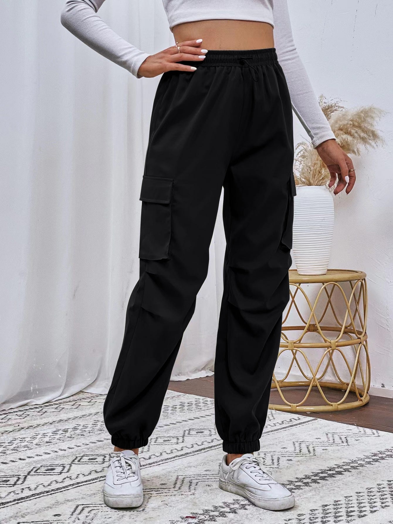 Flap Pocket Drawstring Waist Cargo Trousers