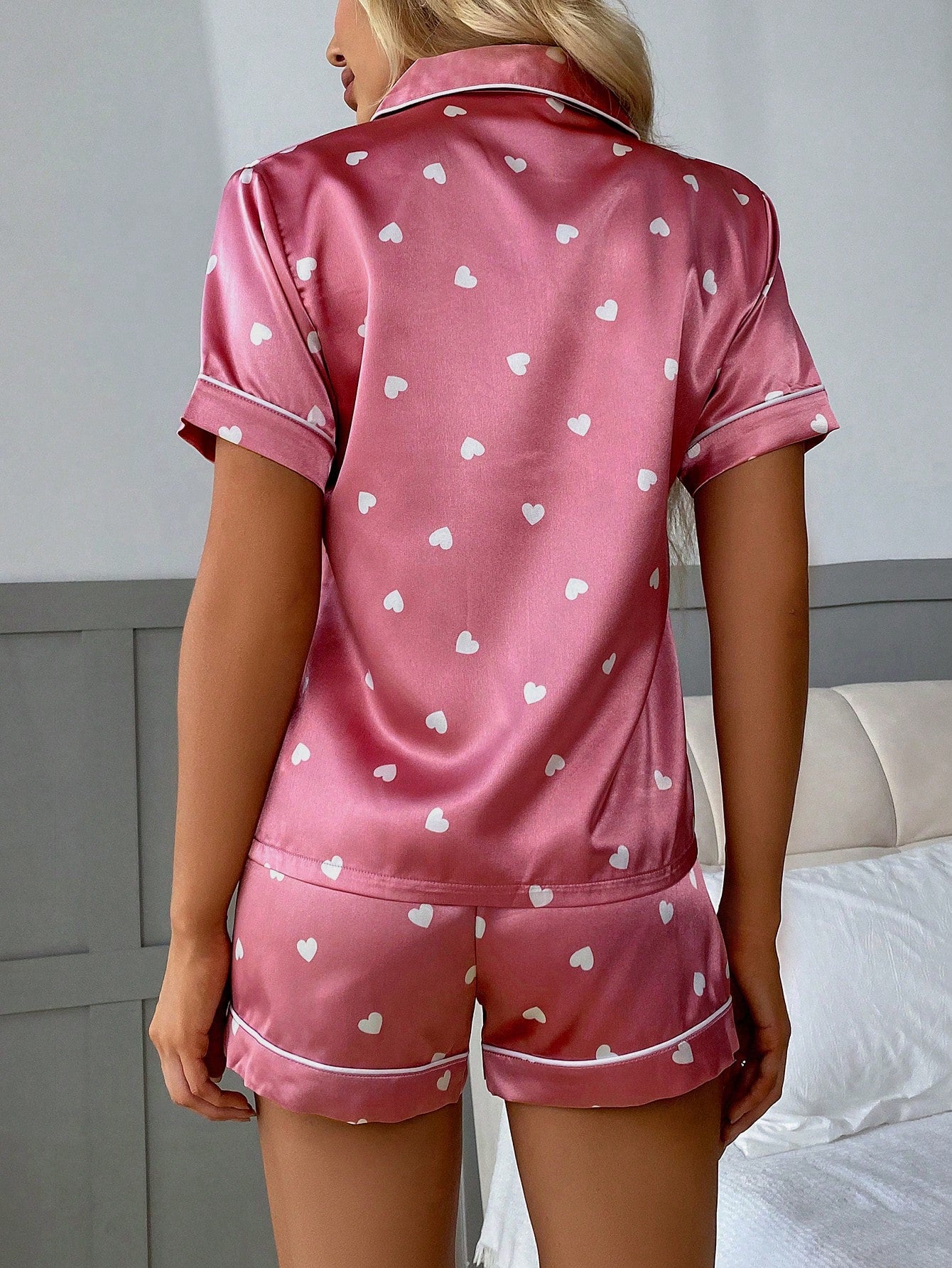 Imitated Silk Love Heart Print Short Sleeve Top And Shorts Pajamas Set